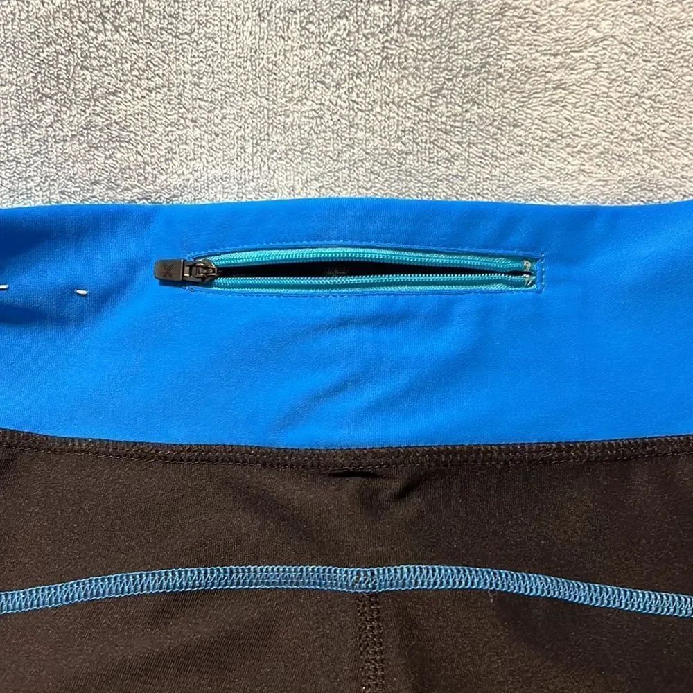 Xersion Workout Capris - Picture 5 of 6